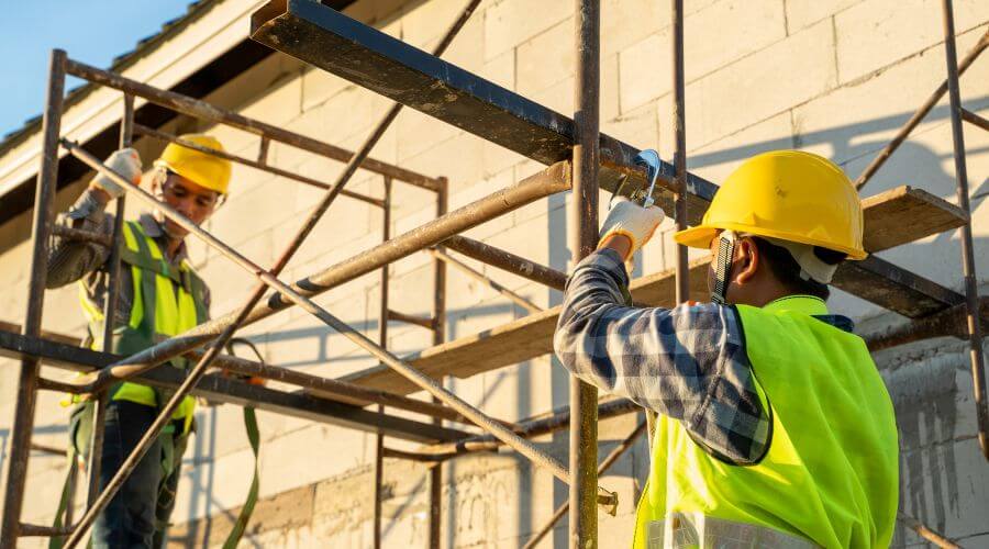 Professional gutter cleaning in Mountain City, GA